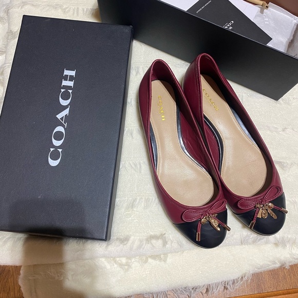 Coach ballerina flats size 7 maroon and black combination - Picture 3 of 4
